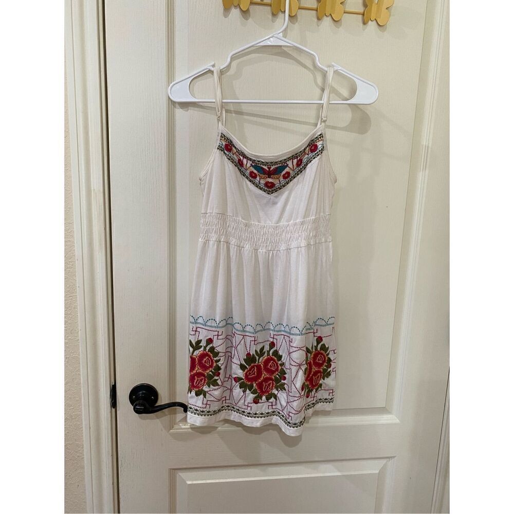 Johnny Was Embroidered Butterfly and Floral Flowy top size XS